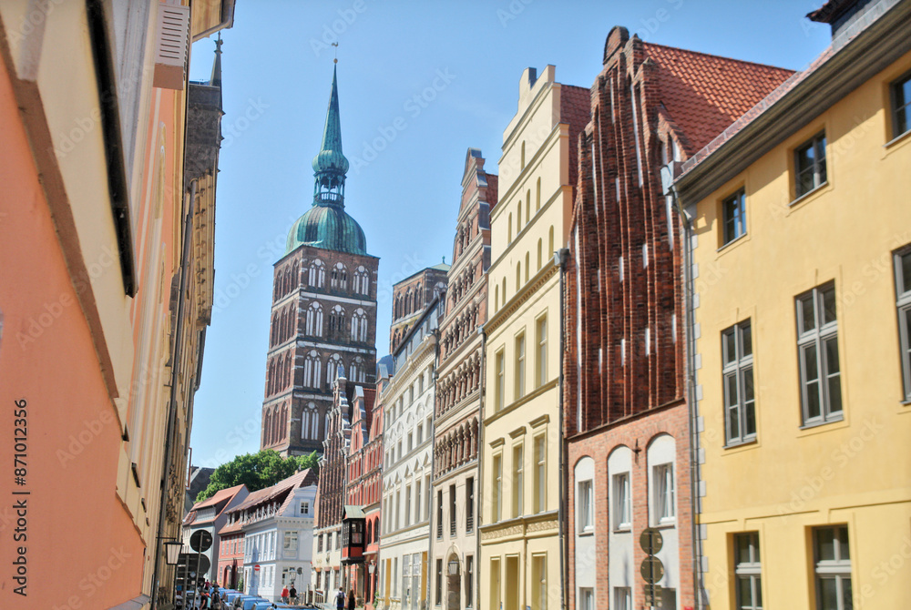 Obraz premium Gothic St. Nicholas Church the oldest church of the Hanseatic city of Stralsund in Germany