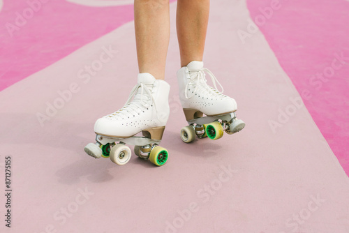  Roller Skate