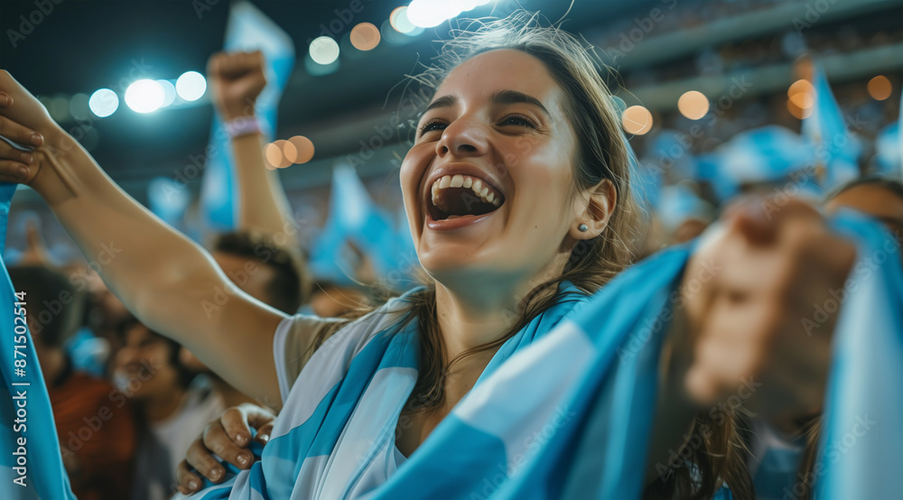 Fussball Fan aus Argentinien jubelt im Stadion Fussball Fan aus Argentinien jubelt im Stadion