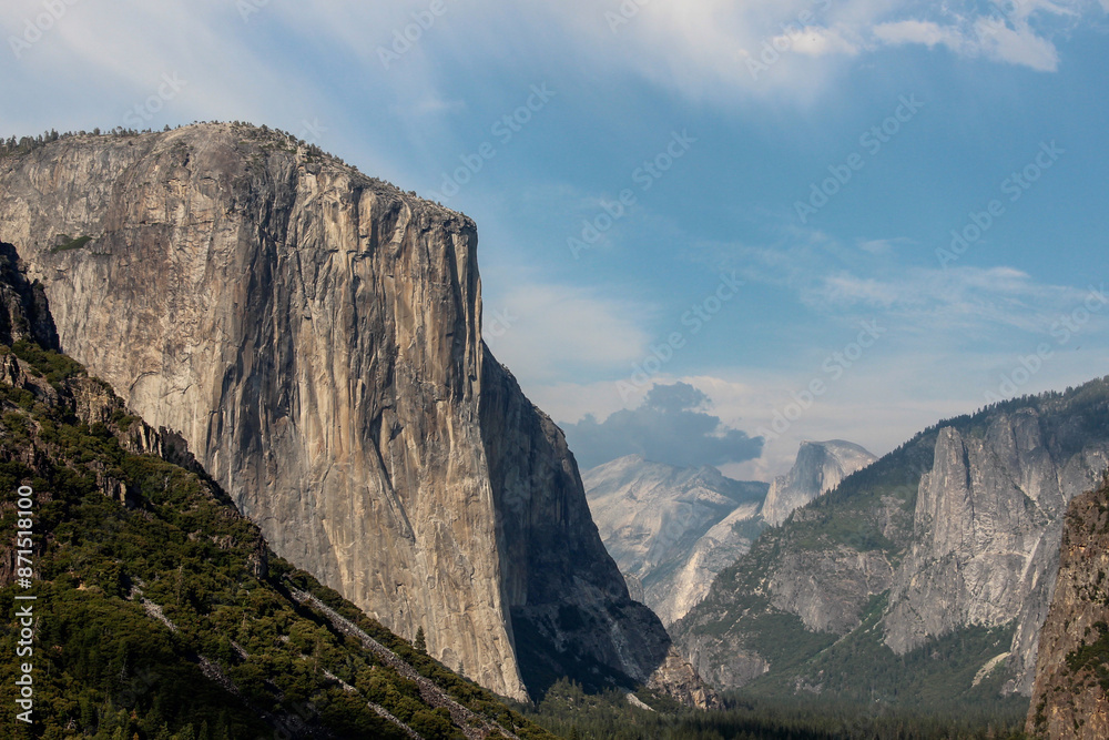 Fototapeta premium landscape of Yosemite National Park