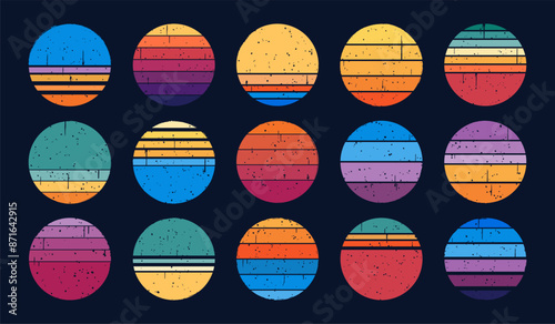 Abstract retro 80s sunset. Groovy ocean striped sunsets. Grunge colorful gradient circle badges. Vintage textured sea round shapes. Tropical surf sunlight emblems. Vector set