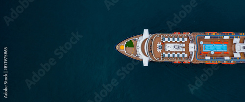 Obraz na płótnie Aerial view cruise ship traveling over the ocean, Cruise ship liner cruise ship luxury cruise in the ocean, Luxury tourism travel on holiday take vacation time. w salonie