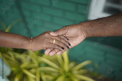 wedding photography, traditional hindu wedding photo, hindu wedding, kerala wedding, 
indian wedding photo, thalam, thalappoli, south indian wedding, real wedding photo, free wedding photo photo