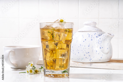 Принти на полотні Herbal flower daisy chamomile ice tea, infused aromatic cold drink with daisy ca