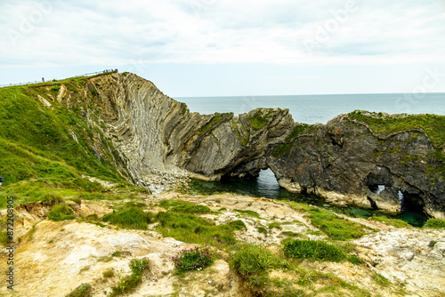 Unterwegs auf dem South West Coast Path ziwschen Lulworth Cove und Durdle Door bei Lulworth - Vereinigtes Königreich photo