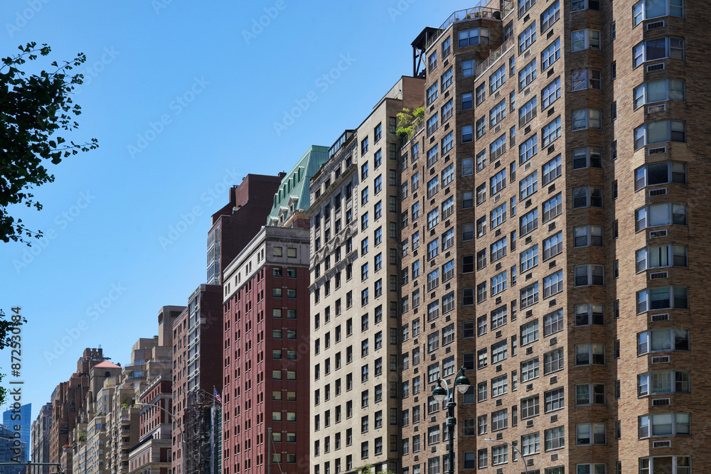 Naklejka premium Manhattan, apartment buildings on Park Avenue