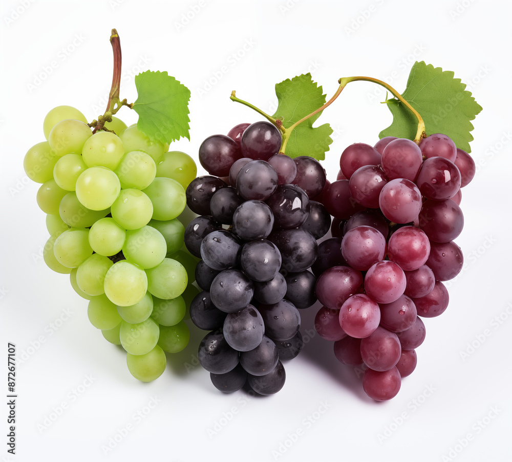 Fototapeta premium white background grape bunches