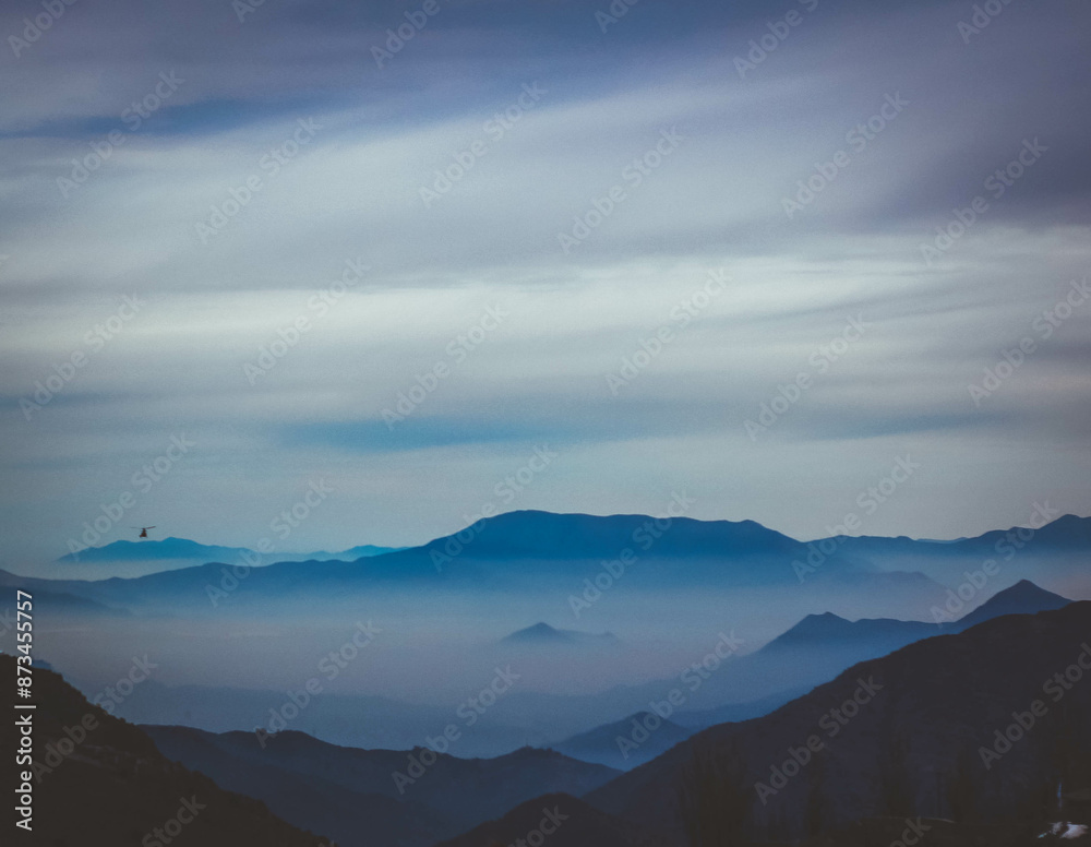 Obraz premium You can see kilometers and kilometers of mountain range