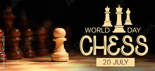 Foto Game board with chess pieces on dark background, closeup