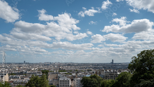magnifique sur l'ensemble de la ville de Paris depuis la butte de montmartre