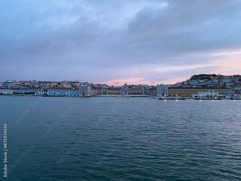 Fototapeta premium Sunrise over Lisbon