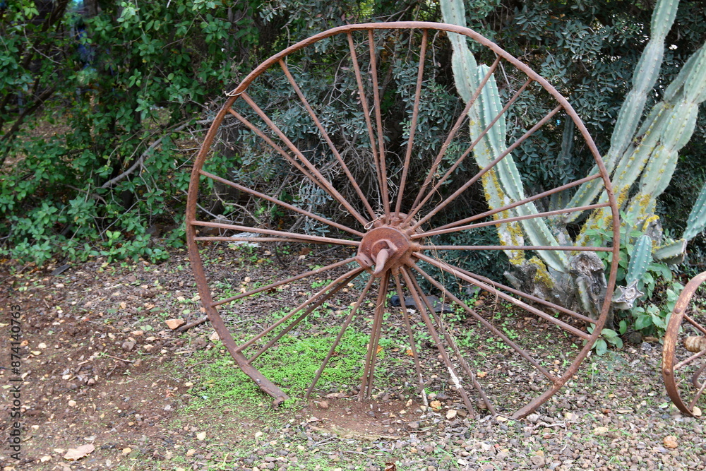 Trolley wheel for transporting heavy loads. Trolley wheel for transporting heavy loads.