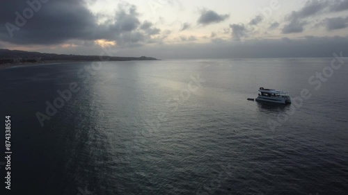 Wallpaper Mural Embarcaciones Playa El Médano Torontodigital.ca