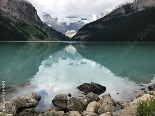 Gorgeous Lake Louise in Banff Canada