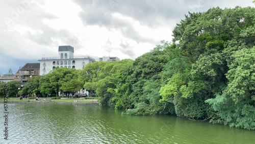 Wallpaper Mural 일본,후쿠오카,공원,하늘,호수,구름,나무,맑음,건물 Torontodigital.ca