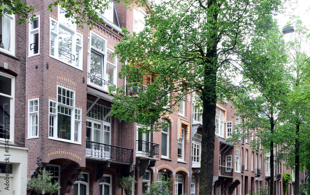Fototapeta premium Gistorical Buildings in the Old Town of Amsterdam, Netherlands