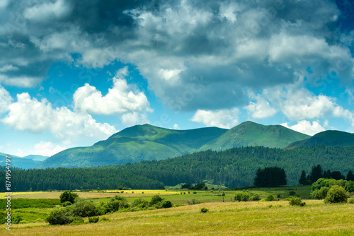 Les monts dore, Parc naturel des Volcans d'Auvergne, Massif du Sancy, Puy de Dôme, Auvergne-Rhone-Alpes, France photo