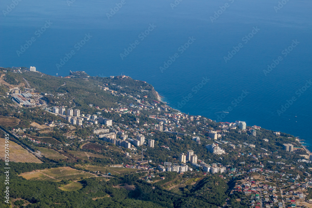 Obraz premium View of Alupka from Mount Ai-Petri, The south coast of Crimea