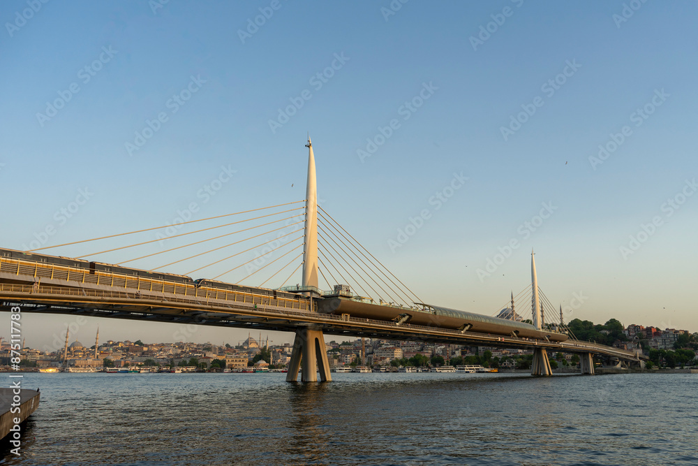 Naklejka premium View the fantastic night view of Istanbul from the dockside park