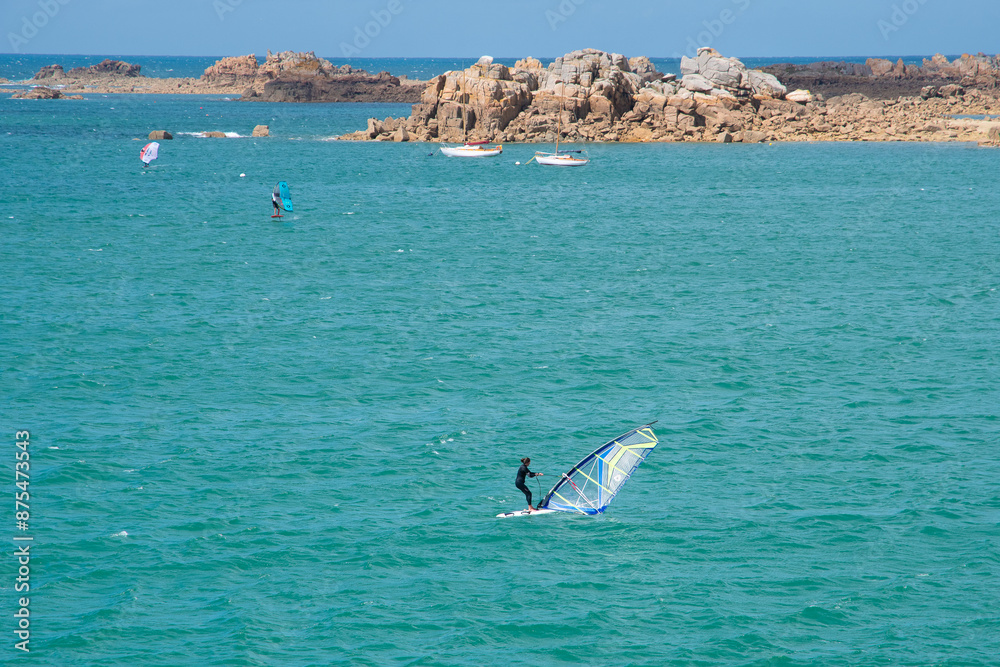 Naklejka premium Activité sportive en bord de mer en Bretagne