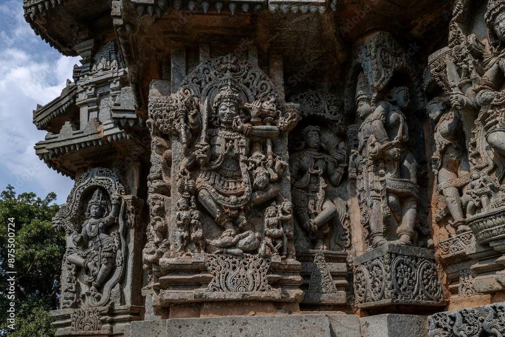 Kedareshwara Temple is a Hoysala-era structure in Halebidu, Karnataka, India. Kedareshwara Temple is a Hoysala-era structure in Halebidu, Karnataka, India.