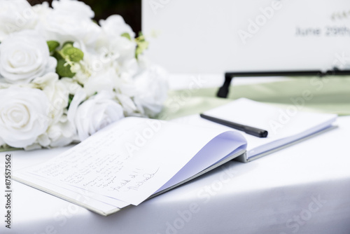 Принти на полотні Roses And Guestbook