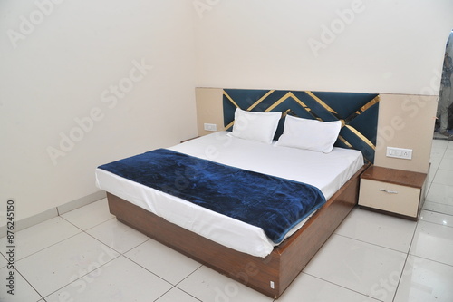 Room Hotel