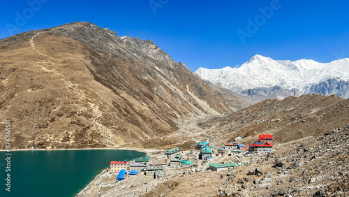 gokyo city with gokyo lake, gokio ri and mount cho oyu