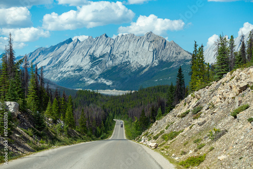 Icefields Parkway highway road between Banff and Jasper national park, Alberta, Canada.	
