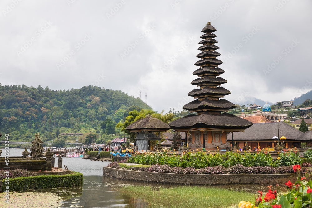 Beautiful view of Ulun Danu Beratan Temple in Bali Island in Bali Island, Indonesia
Beautiful view of Ulun Danu Beratan Temple in Bali Island in Bali Island, Indonesia