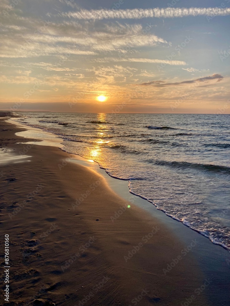 Sonnenuntergang am Strand von Zingst, Ostsee, Mecklenburg-Vorpommern, Deutschland