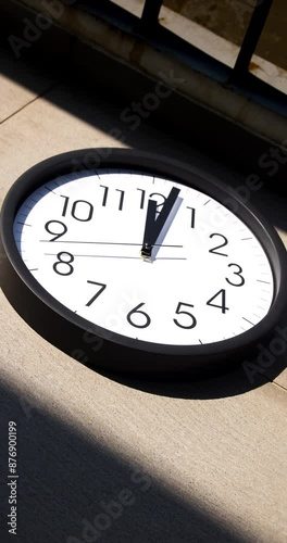 Round Wall Clock time lapse. Clock Counting Down 24 Hour Day Fast Speed. Clock with moving arrows. Clock time lapse UHD 4K. 12h loop. Black Frame, Red pointer second pointer. Time running fast