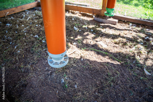 Selbstgebautes PVC Futterrohr mit 3D gedrückte Aufsatz, selbst nachfüllend.   photo