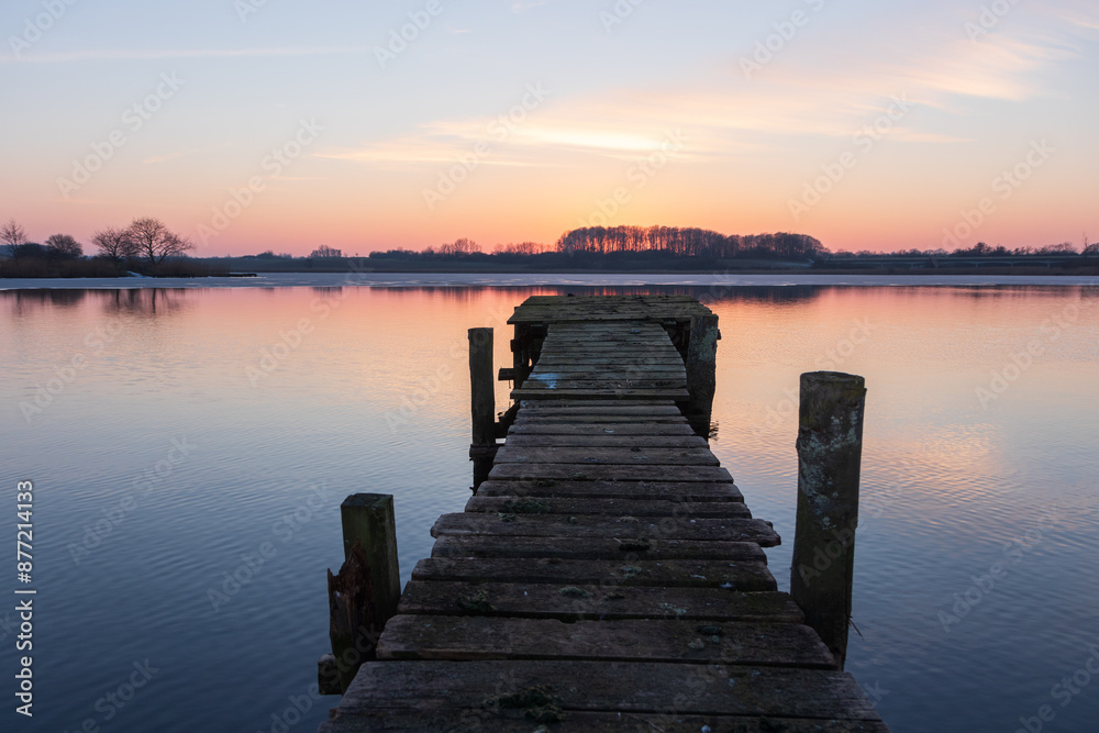 Obraz premium pier at sunset