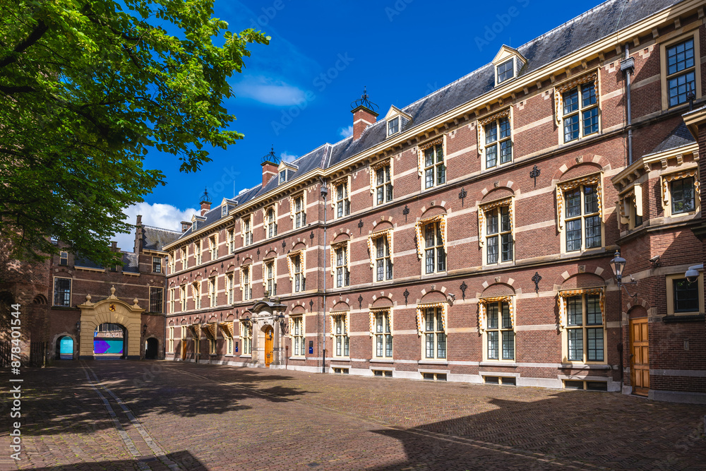 Fototapeta premium The Mauritspoort or Grenadierspoort, the eastern gateway to the Binnenhof located in The Hague, Netherlands