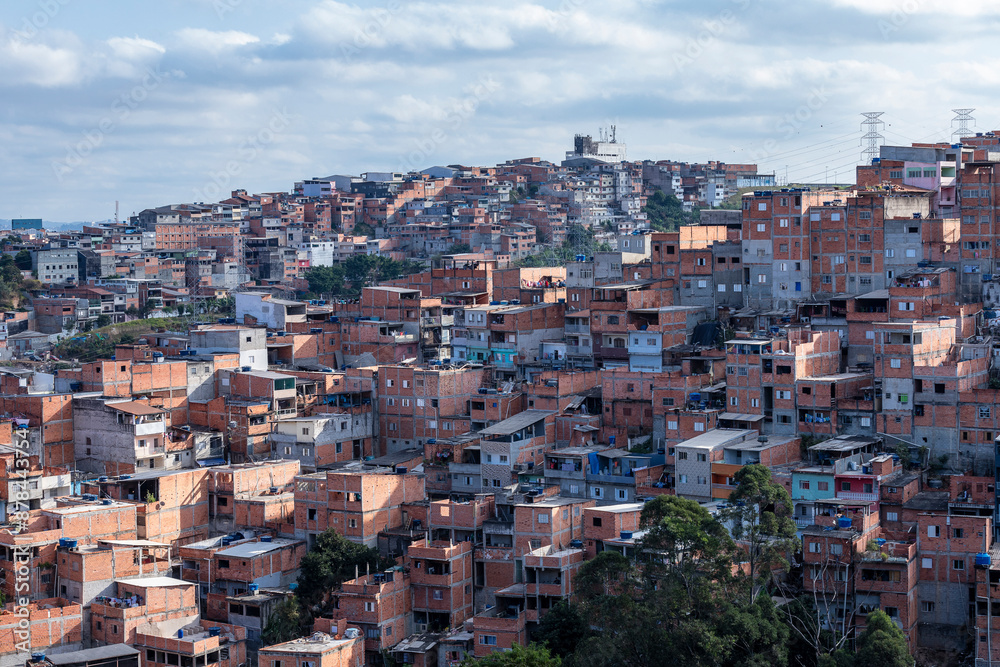 Obraz premium Shacks in the favellas, a poor neighborhood in Sao Paulo, Brazil.