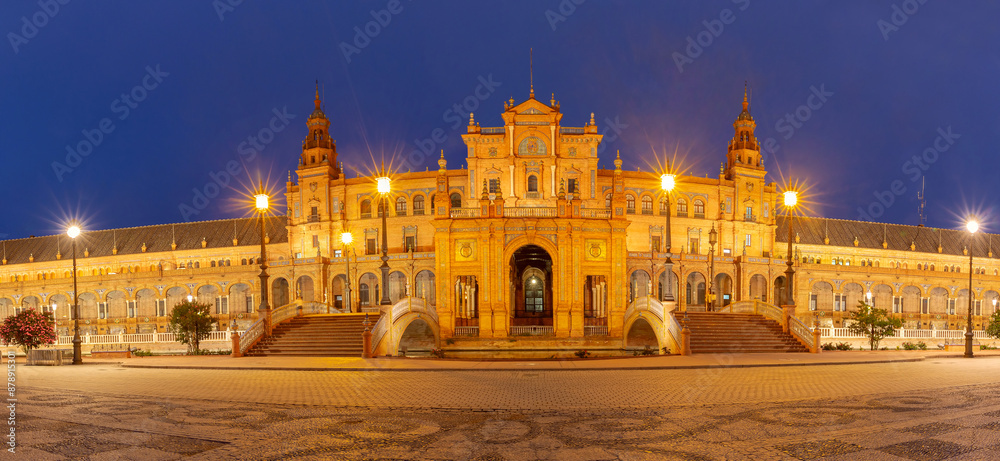 Obraz premium Panorama of Spain Square or Plaza de Espana in Seville at night, Andalusia, Spain