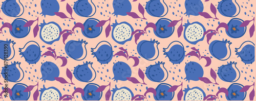 Abstract pomegranate pattern in flat style. Fresh, delicious fruit seamless pattern. Vector background. Summer freshness for health. For background, juice, ice cream or rosh hashanah.