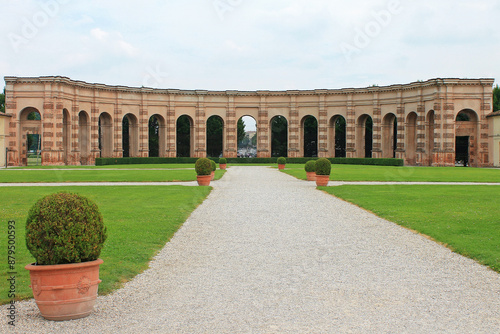 palazzo tè mantova italia vista giardino posteriore