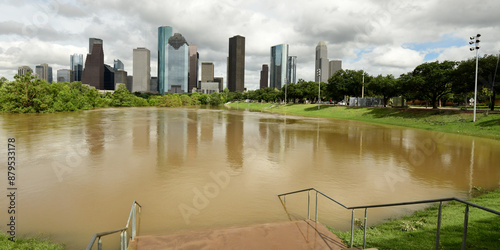 Obraz na płótnie Buffalo Bayou Park, Houston, flooded after Hurricane Beryl. w salonie