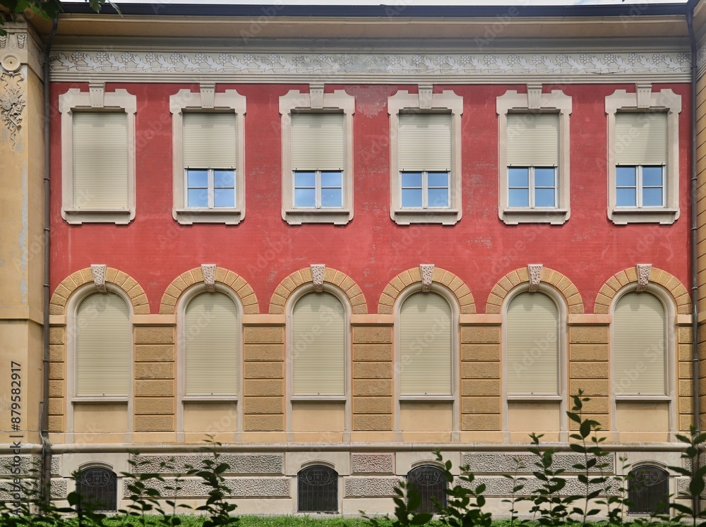 Fototapeta premium Edificio scolastico