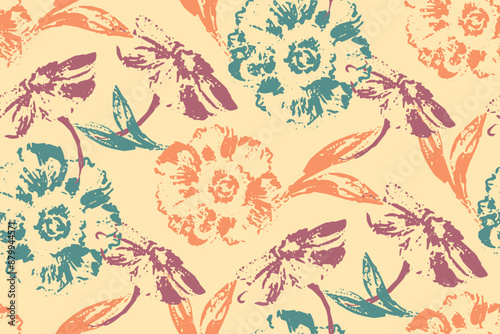 Grunge textured seamless floral pattern in nudes cilors. Trace flowers and leaves ornament. Texture silhouette flower print. Blossom ornaments for fashion textile, sport clothes, wrapping paper.