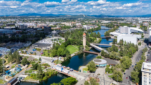 Fototapeta Naklejka Na Ścianę i Meble -  spokane park riverfront aerial washington