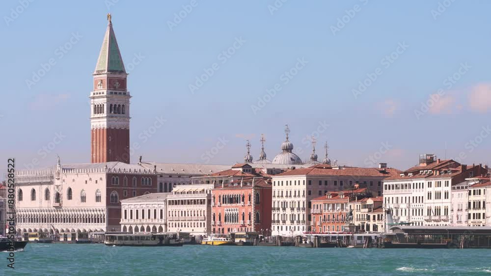 Exploring the Timeless Charm of Venice: Architectural Marvels and Coastal Beauty in the Adriatic Exploring the Timeless Charm of Venice: Architectural Marvels and Coastal Beauty in the Adriatic