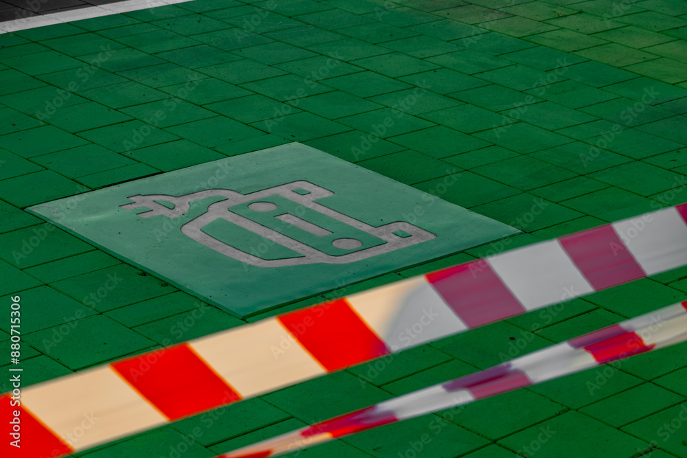 Obraz premium Construction of an electric car charging station in a shopping center