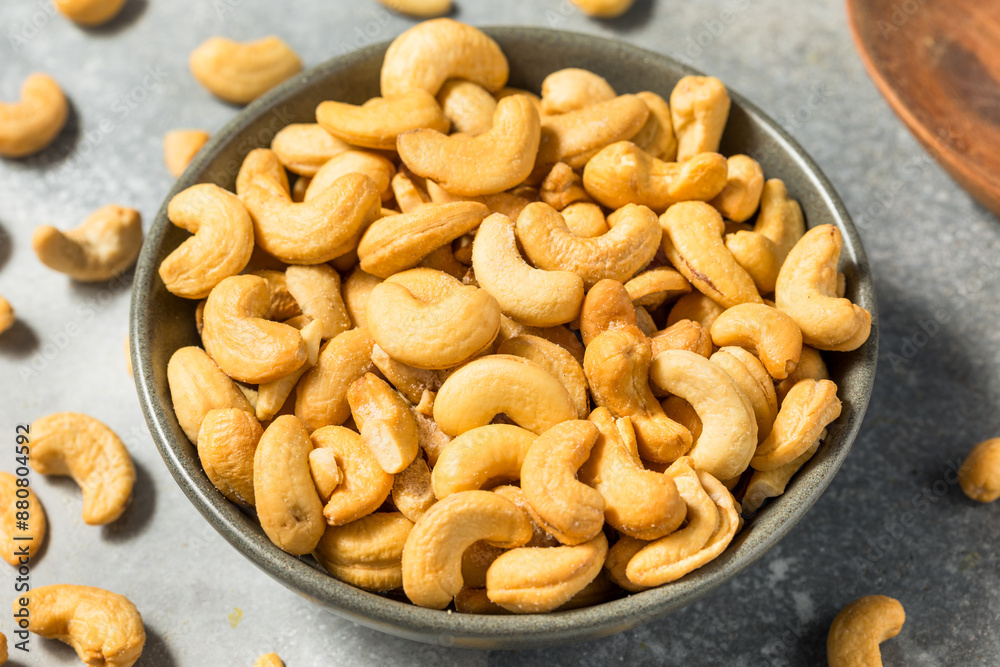 Salted and Roasted Organic Cashews Salted and Roasted Organic Cashews