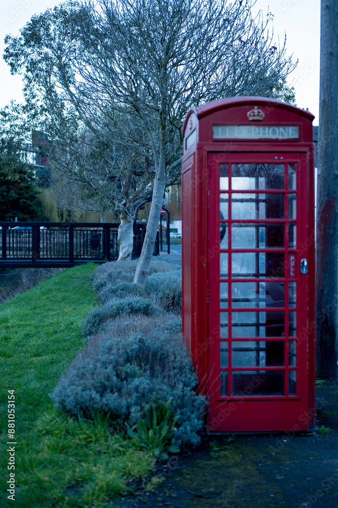 Obraz premium Traditional British Phone Box