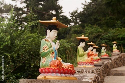 Canvas Print Statues in Buddhist Temple in Korea