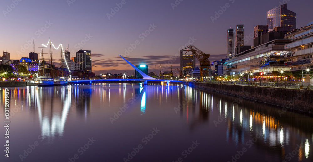 Obraz premium Puerto Madero area at dusk. Buenos Aires, Argentina