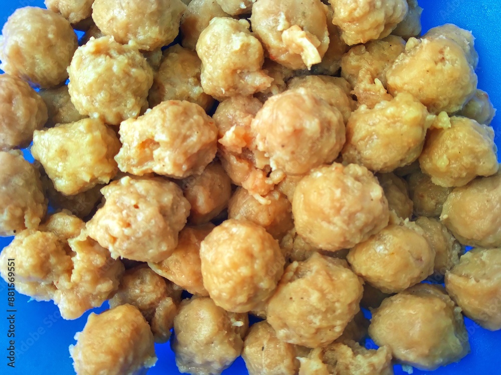 Meatballs or Bakso, made from minced beef and tapioca flour. Food preparation Meatballs or Bakso, made from minced beef and tapioca flour. Food preparation